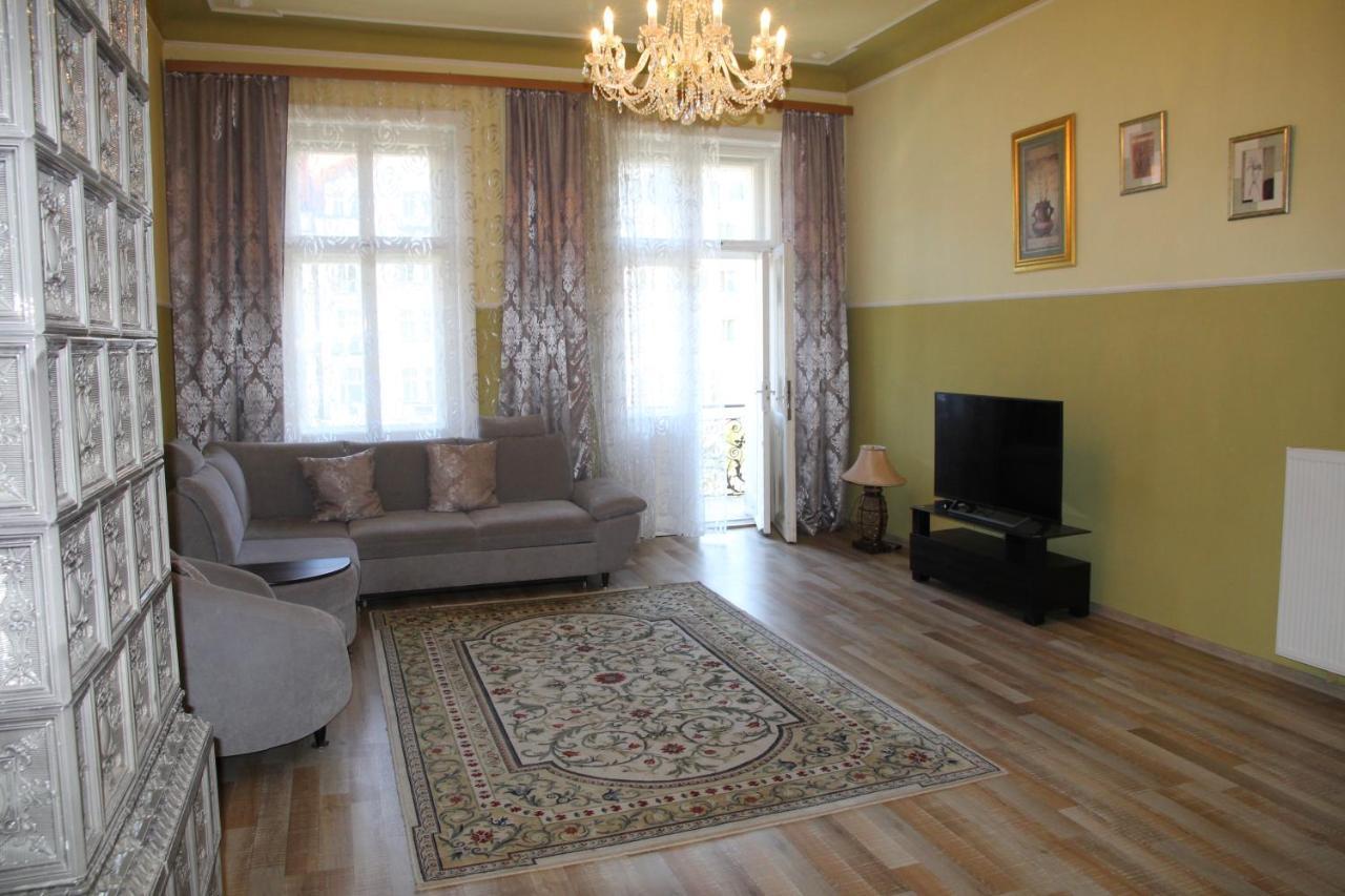 Apartman Sylva na Staré Louce Karlovy Vary Exterior foto